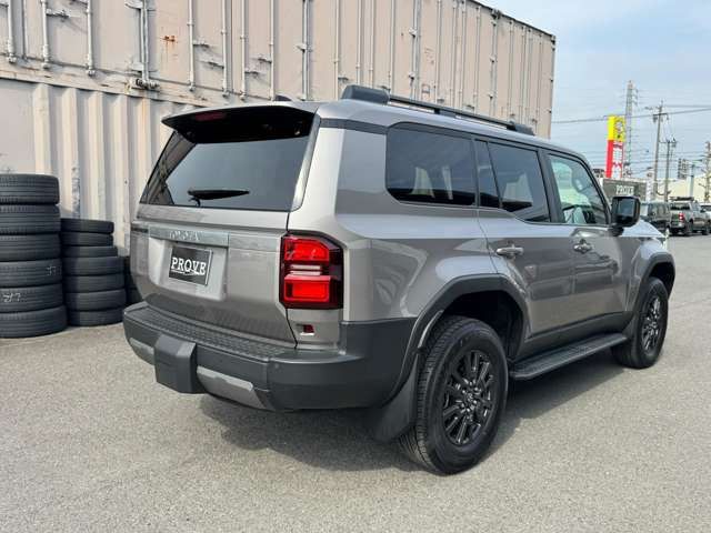 LANDCRUISER 250