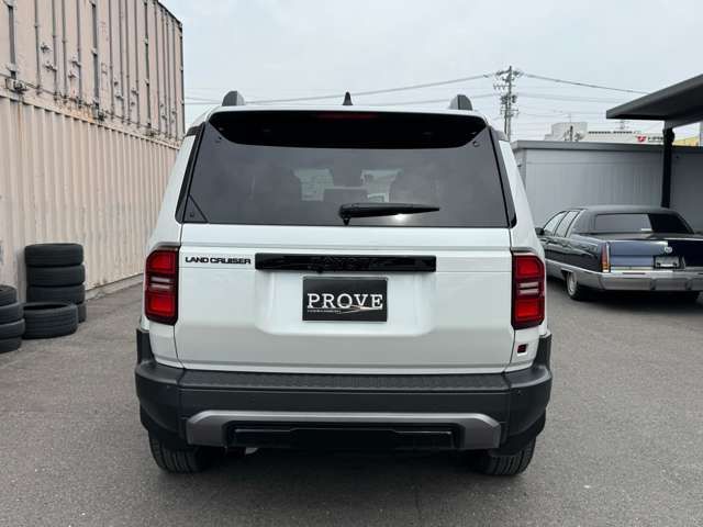 LANDCRUISER 250