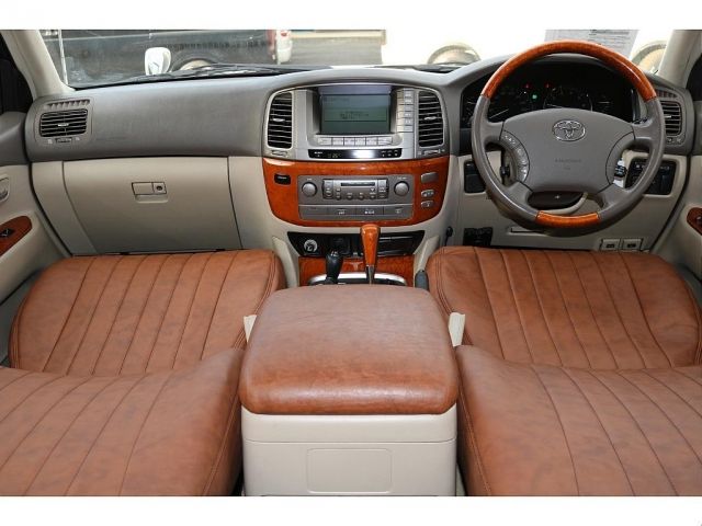 LANDCRUISER wagon