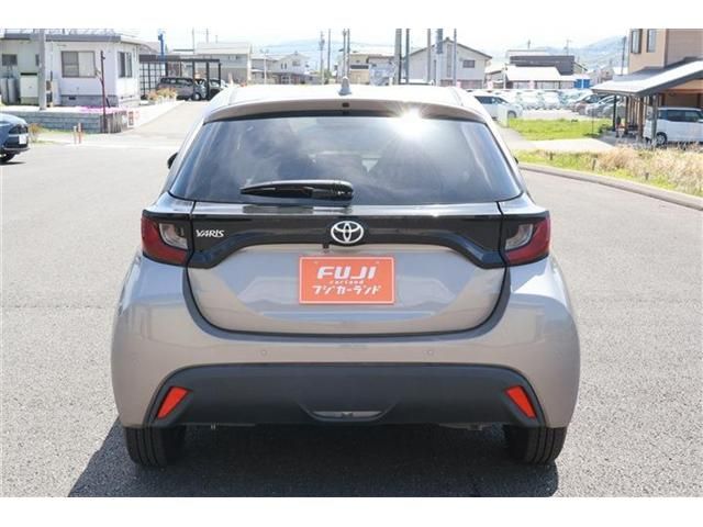 YARIS