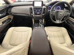 CROWN sedan hybrid