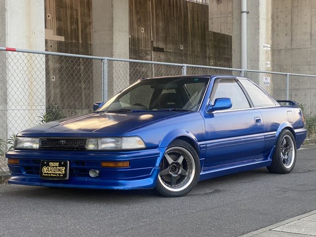 COROLLA LEVIN