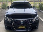 CROWN sedan hybrid