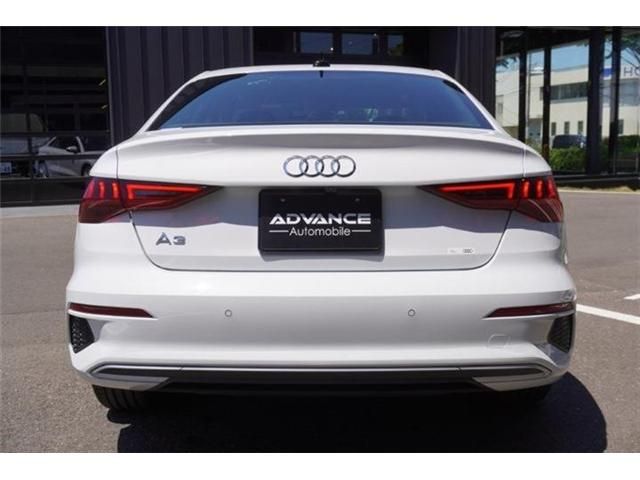 AUDI A3 Sedan
