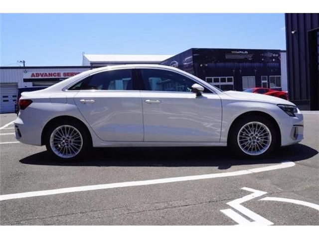 AUDI A3 Sedan