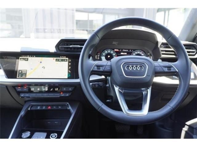 AUDI A3 Sedan