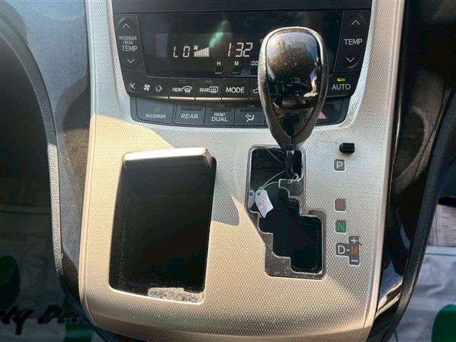 VELLFIRE 4WD