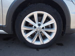 VOLKSWAGEN GOLF Alltrack