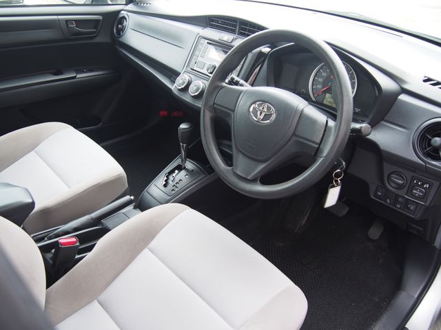 COROLLA AXIO 4WD