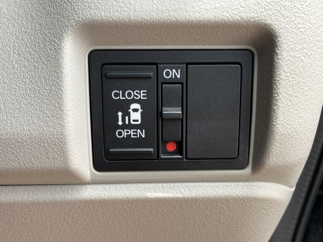N BOX