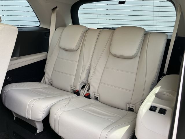MERCEDES BENZ GLS class