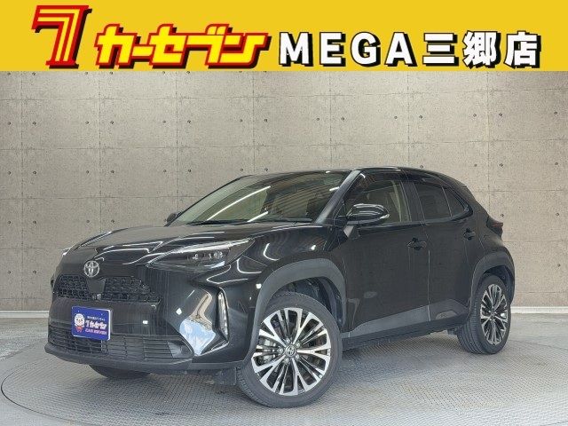 YARIS CROSS