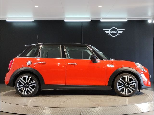 MINI COOPER S 5DOOR