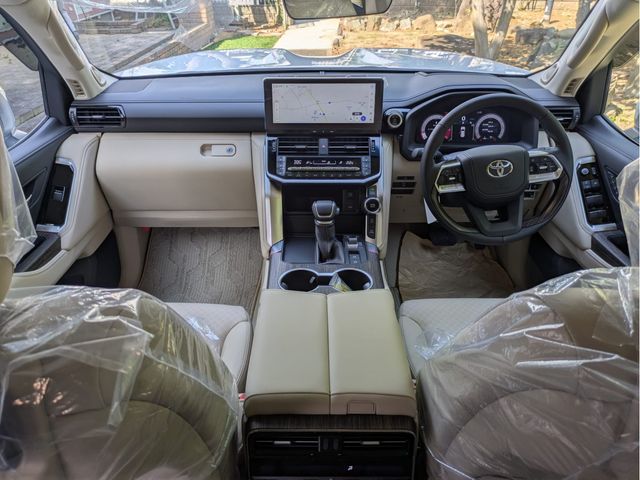 LANDCRUISER wagon