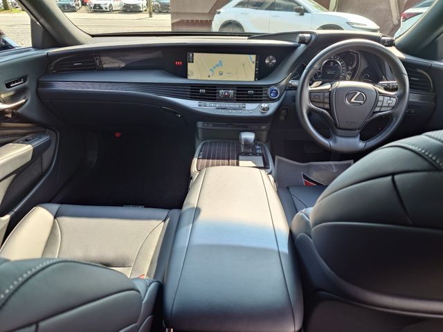 LEXUS LS500h