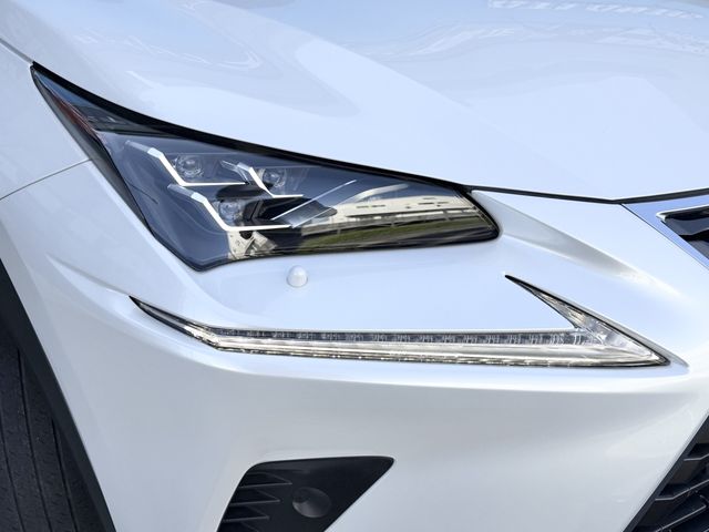 LEXUS NX300h AWD