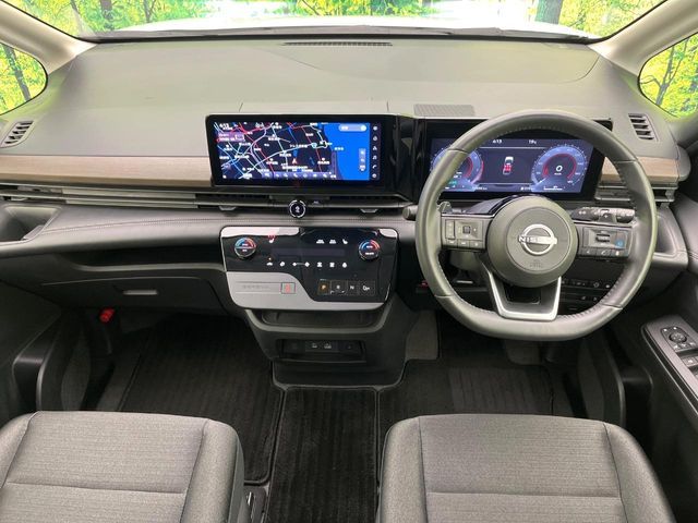 SERENA  WG 4WD