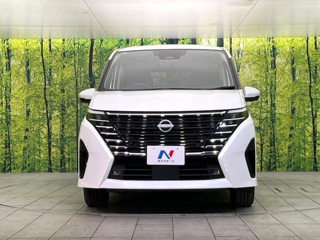 SERENA  WG 4WD