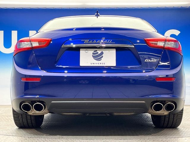 MASERATI GHIBLI Sedan