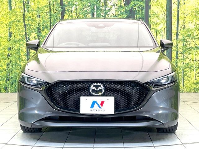 MAZDA3 FASTBACK