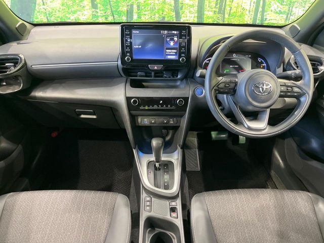 YARIS CROSS HYBRID