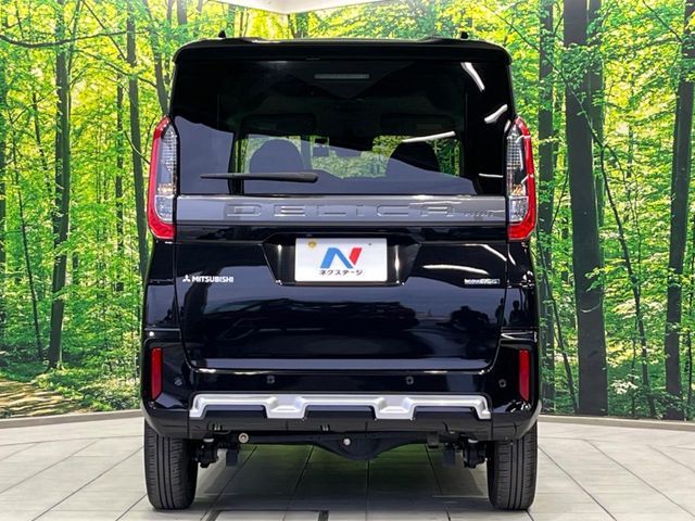 DELICA MINI