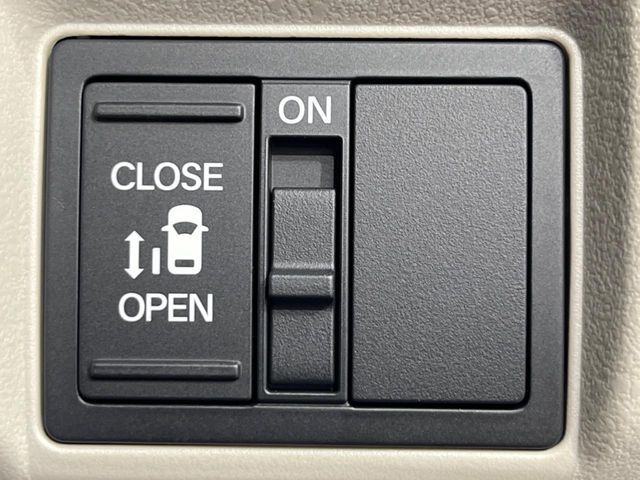 N BOX