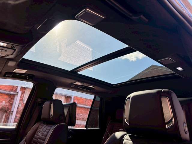 CADILLAC ESCALADE