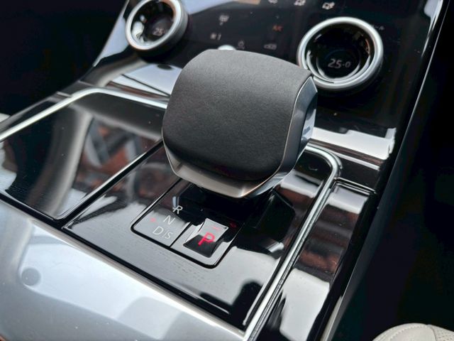 ROVER RANGE ROVER VELAR