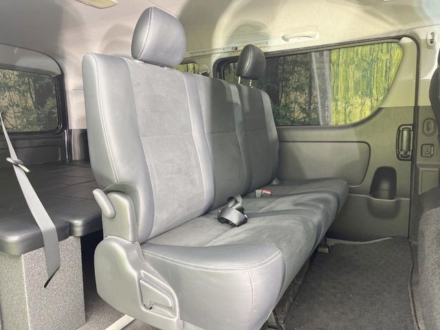 HIACE van 2WD