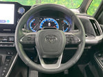 VOXY HYBRID