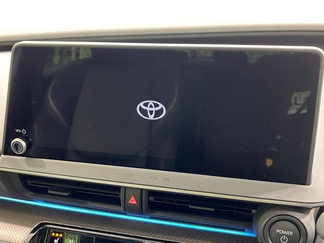 PRIUS 4WD