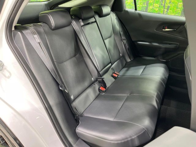 PRIUS 4WD