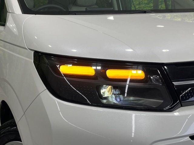 FREED 4WD