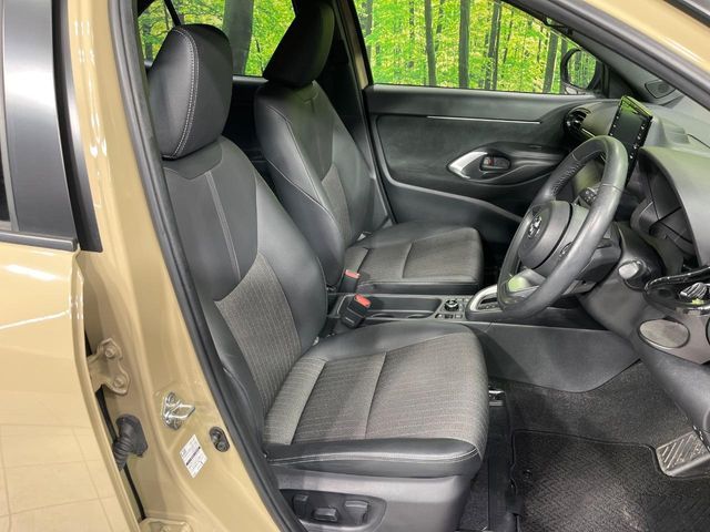 YARIS CROSS HYBRID