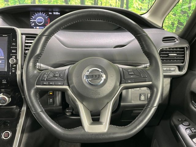 SERENA S-HYBRID 4WD