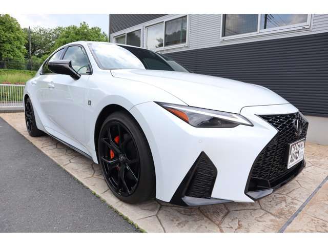 LEXUS IS300h