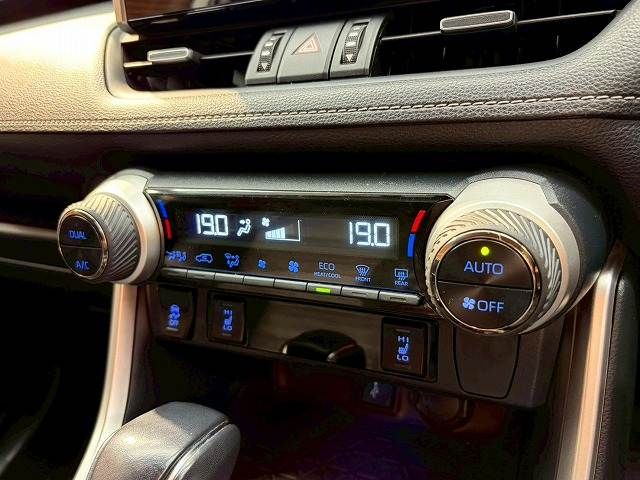 RAV4 HYBRID 4WD