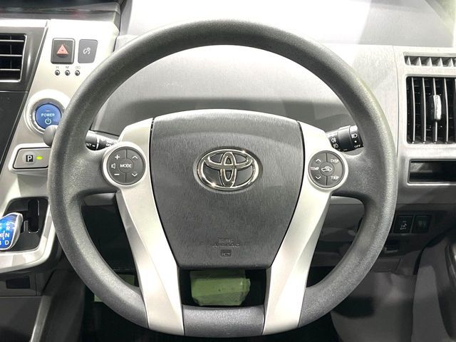 PRIUS Alpha