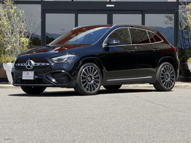 MERCEDES BENZ GLA class