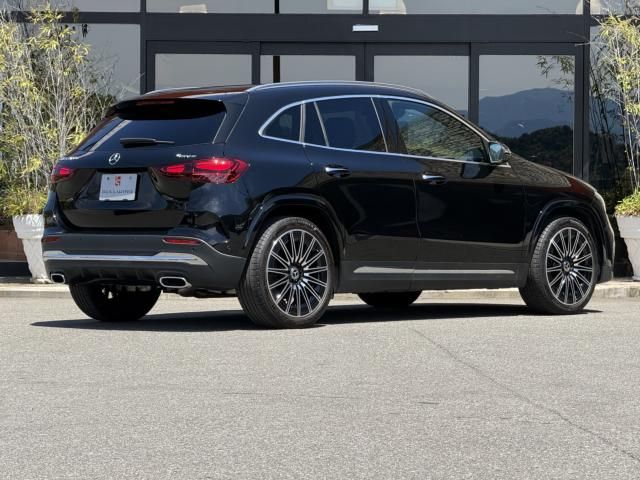 MERCEDES BENZ GLA class