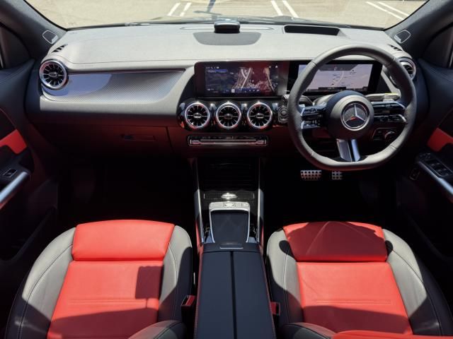 MERCEDES BENZ GLA class