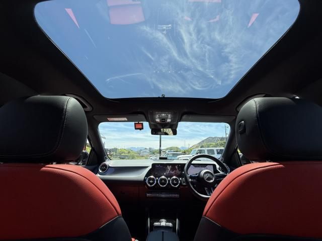 MERCEDES BENZ GLA class