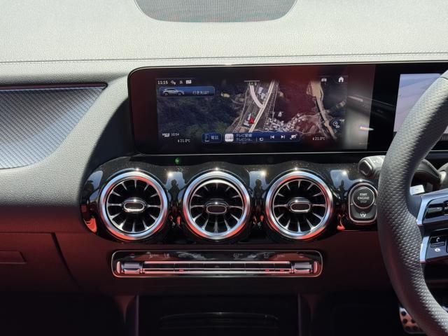 MERCEDES BENZ GLA class