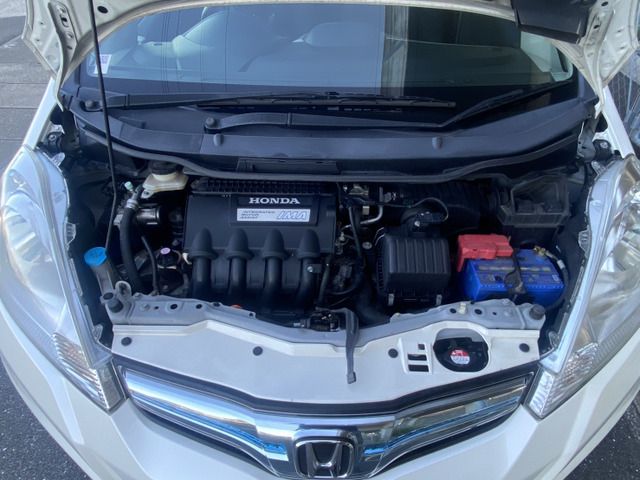 FIT HYBRID