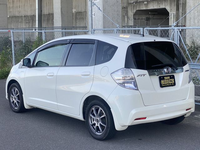 FIT HYBRID
