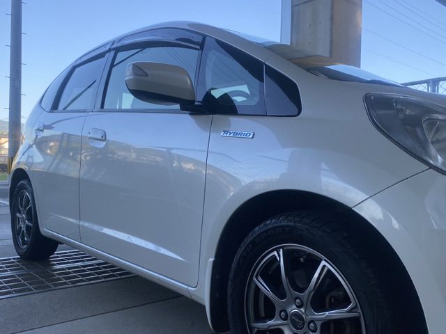 FIT HYBRID