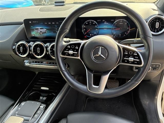 MERCEDES BENZ GLA class
