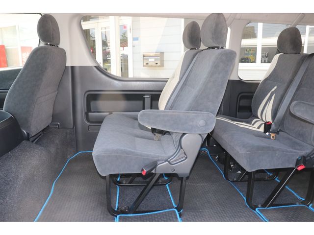 HIACE wagon 4WD