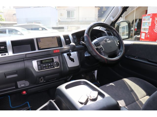 HIACE wagon 4WD